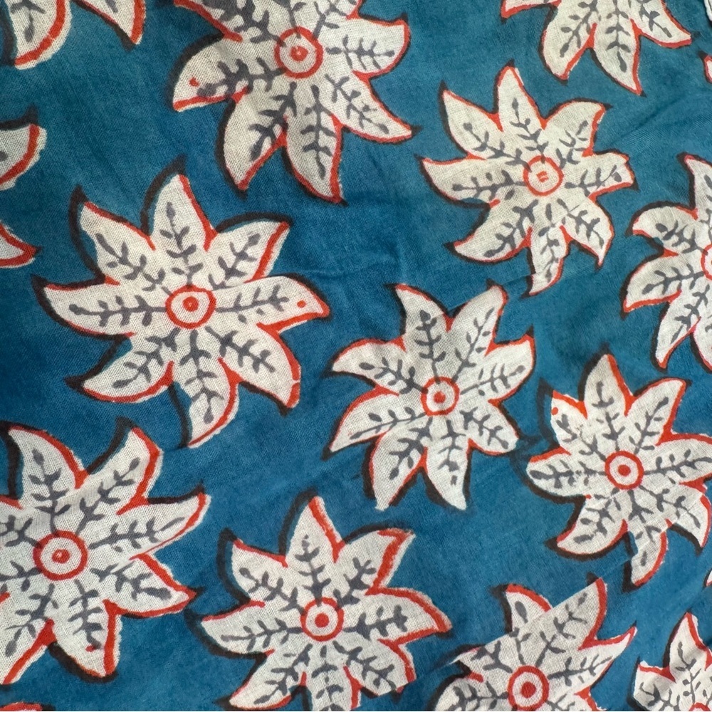 Roberta Roller Rabbit Printed Button Down Roll Ta… - image 5